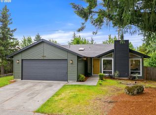 21960 SW Columbia Cir, Tualatin, OR 97062