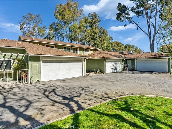 2nd image of 16211 Sierra Ridge Way