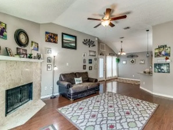 429 Horse Shoe Bnd, Mesquite, TX 75149