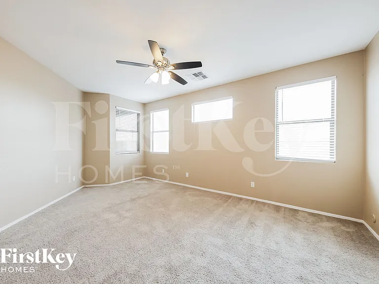 188 S 154th Ln — Photo 8