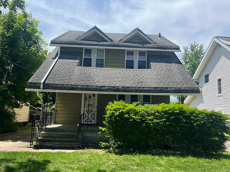 1290 Neptune Ave — Photo 14