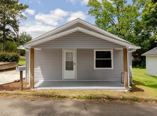 1101 Patterson Dr, Florence, AL 35630