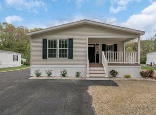 45 Hagop Rd, Salem, NH 03079