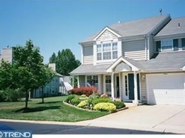 7002B Normandy Dr #7002, Mount Laurel, NJ 08054