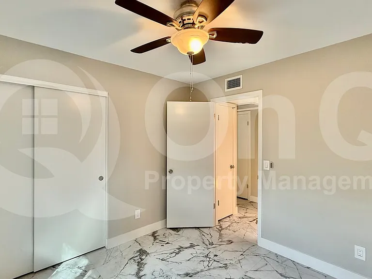 1510 E Taro Ln — Photo 16