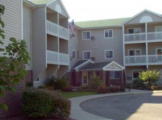 1900 Redbud Ln, Lansing, MI 48917