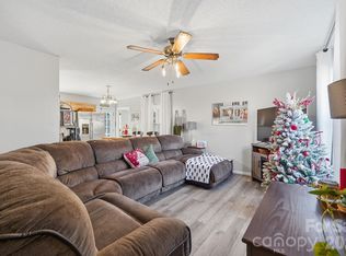 2743 Stockwood Dr, Gastonia, NC 28056