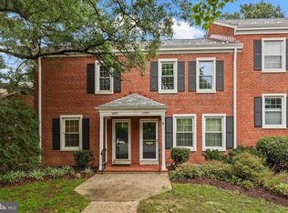 2989 S Columbus St, Arlington, VA 22206