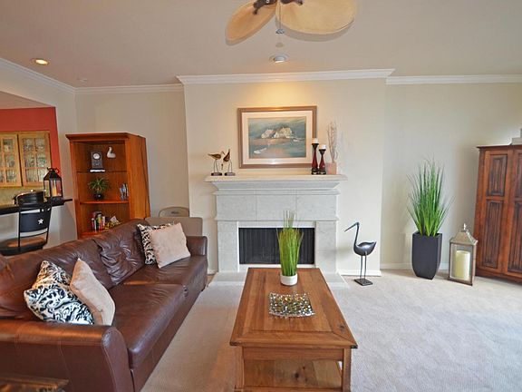 4th image of 409 Horseshoe Bay North Blvd