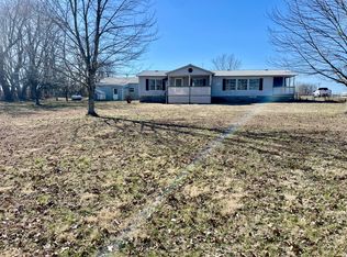 806 State Hwy N, Clever, MO 65631