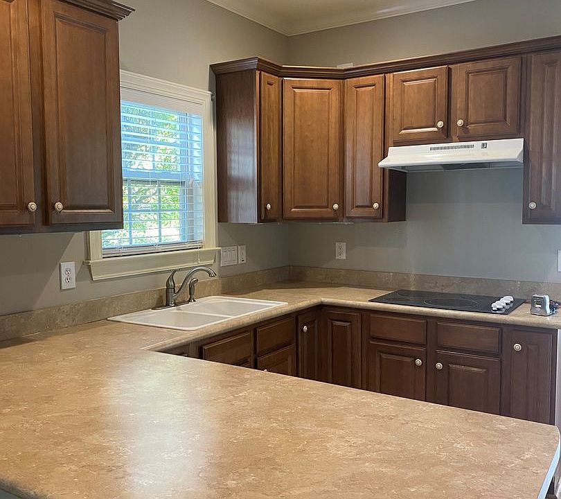 1st image of 1183 Lillibridge Dr