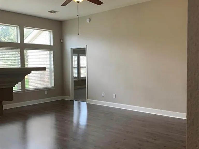 3015 Peerless Pass Ct — Photo 11