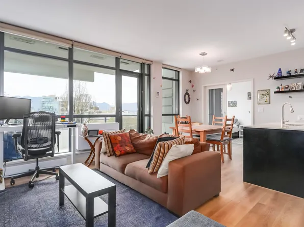 2851 Heather St #604, Vancouver, BC V5Z 0A2
