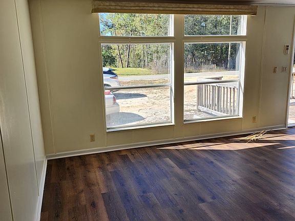 5th image of 18512 NE Blueberry Trl