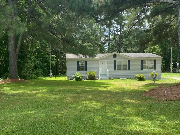 1461 Belvoir Hwy, Greenville, NC 27834