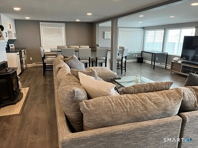 21 Groveway #21 — Photo 16
