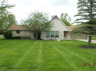 1352 W Country Club Dr, New Castle, IN 47362