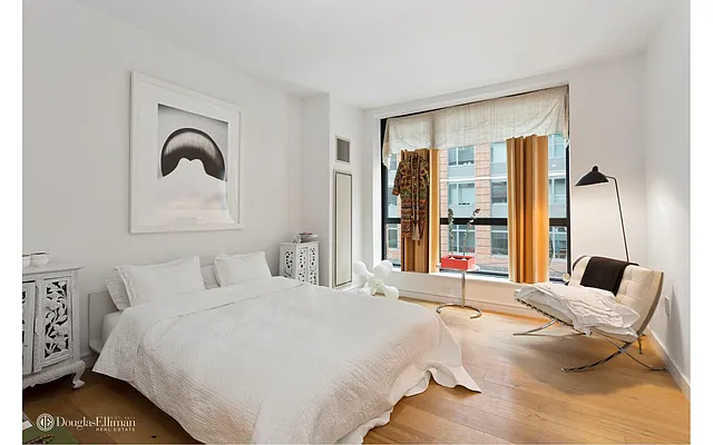 Sold by Douglas Elliman | media 3