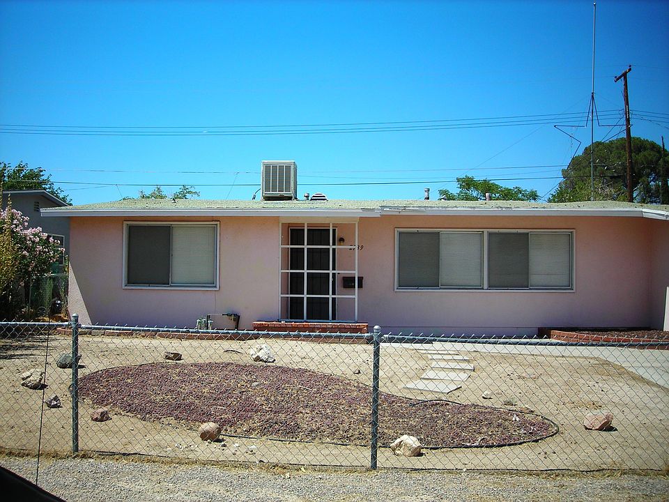 1st image of 2139 Sweetbrier St