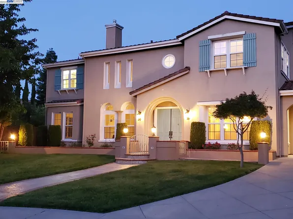 7190 Rosecliff Ct, Pleasanton, CA 94566