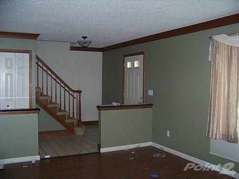 4th image of 2031 Oakview Dr