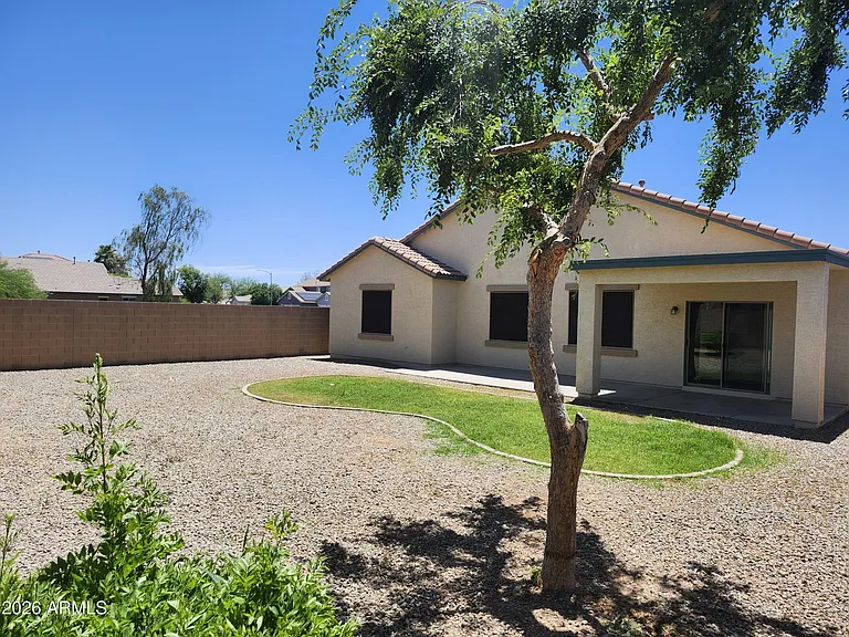 17938 W Port Royale Ln — Photo 22