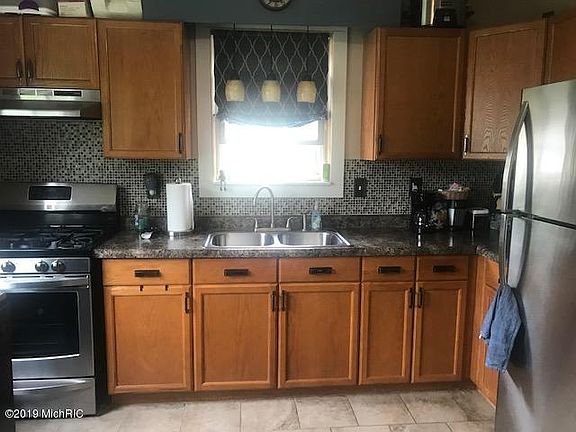 4th image of 2622 Avon Ave SW