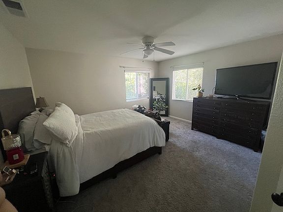 3rd image of 1576 Drummond Ln