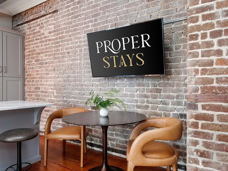 184 E Bay St #201 — Photo 3