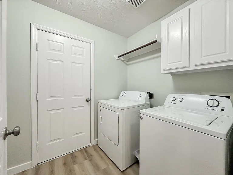 27 Auburn Path Dr — Photo 33