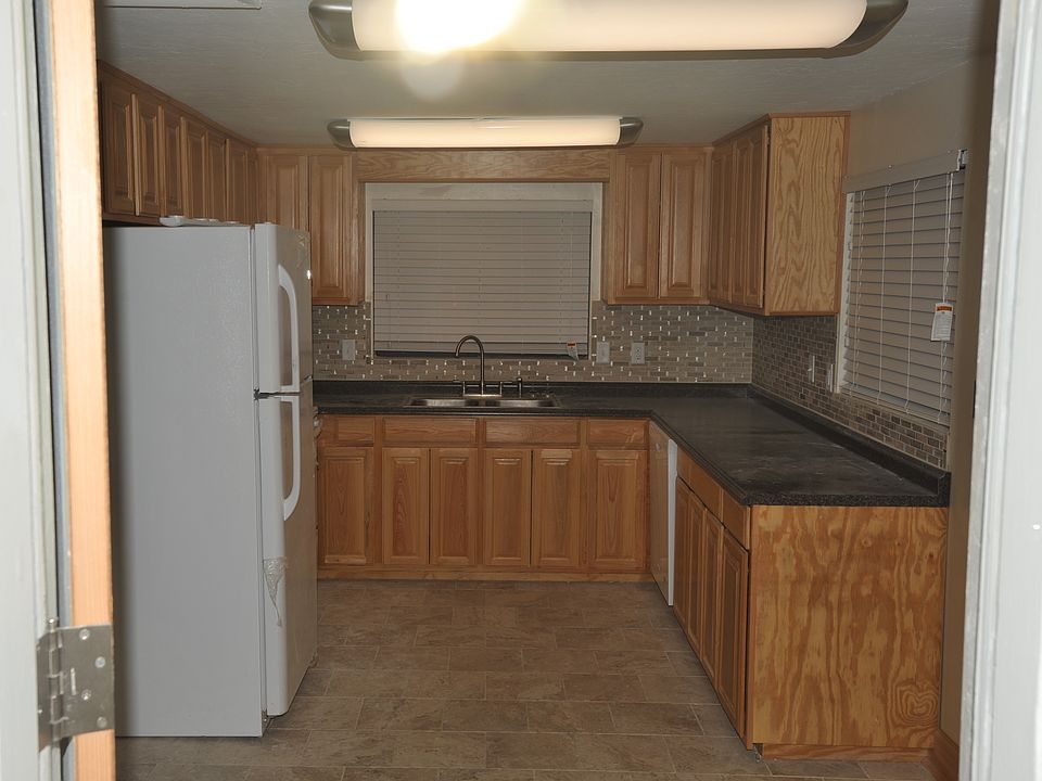 1st image of 3500 NW 21st St