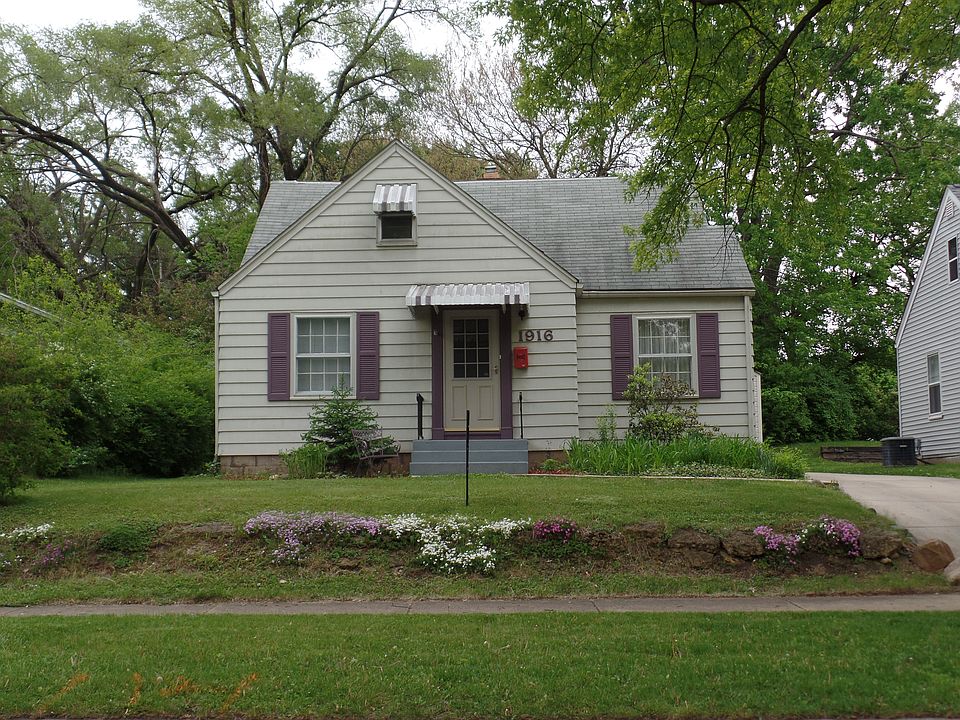 1916 Ohio Pkwy, Rockford, IL 61108 Zillow