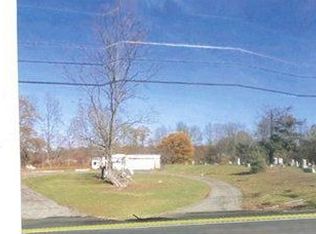 869 Mercer Grove City Rd, Mercer, PA 16137