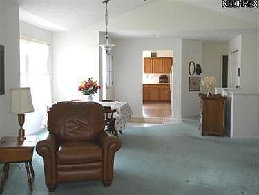 3rd image of 2919 Windsor Ct