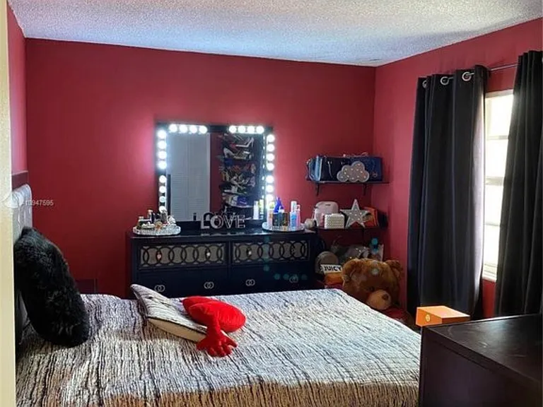 6825 W Flagler St #309 — Photo 10