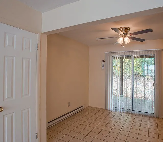 Maybrook Village Apartments — Photo 8