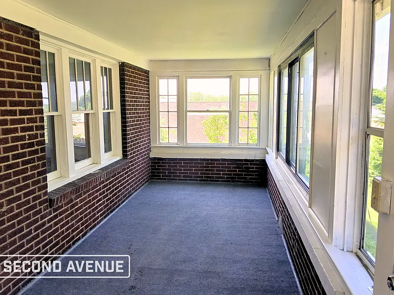 24 E Mapledale Ave — Photo 7