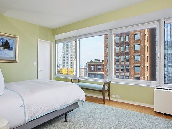 5th image of 150-156 W 56th St APT 5004