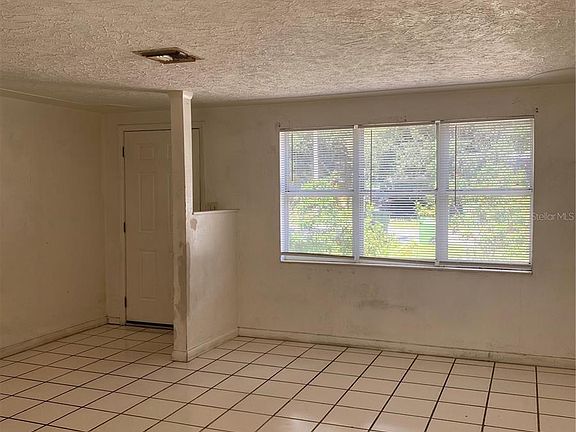 5th image of 1252 Highland St