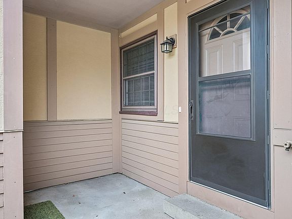 4th image of 644 Alta View Ct #52
