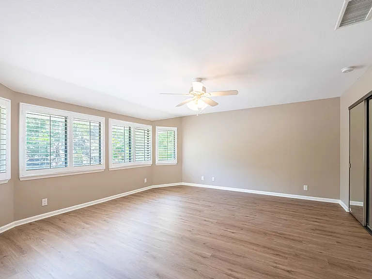 4272 N Cedarpine Ln — Photo 18