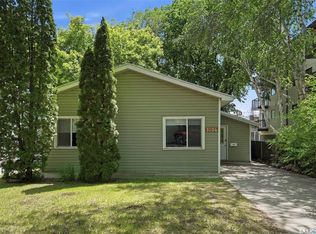 1014 9th St E, Saskatoon, SK S7H0N2