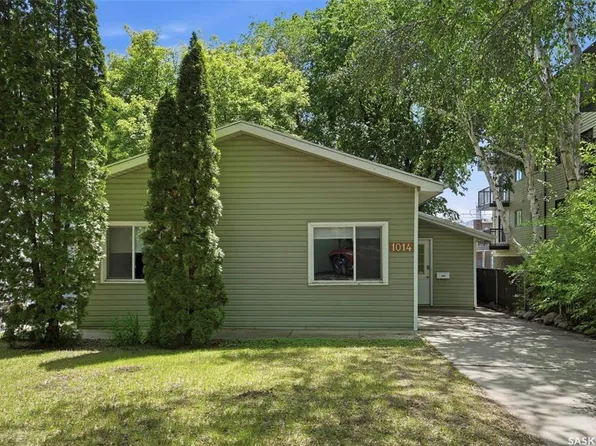 1014 9th STREET E, Saskatoon, SK S7H 0N2