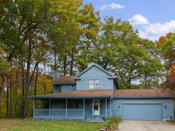 1099 Sandpiper Dr, Chesterton, IN 46304