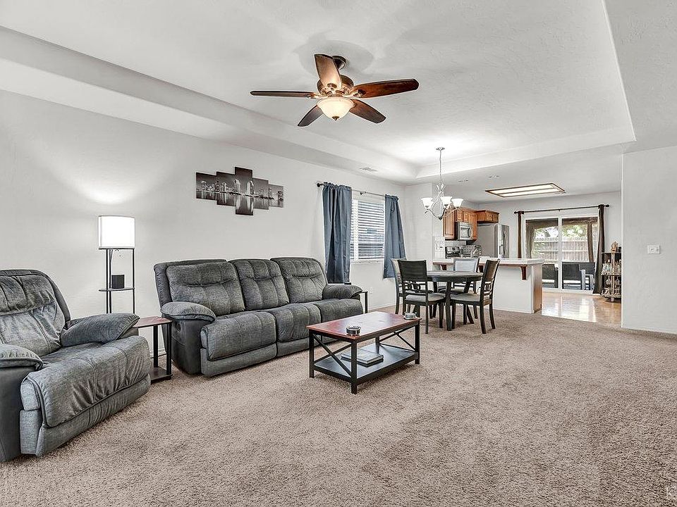 1366 Muscat Ct, Hanford, CA 93230 Zillow