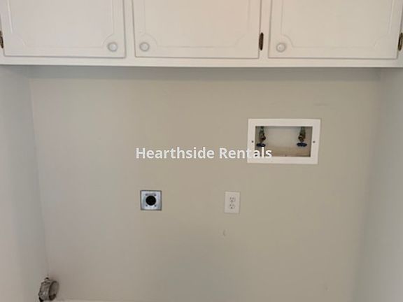5th image of 3999 Jjj7 Sterling Pointe Dr
