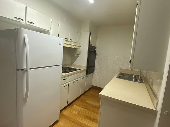 3rd image of 6240 Woodward St #D1906-8