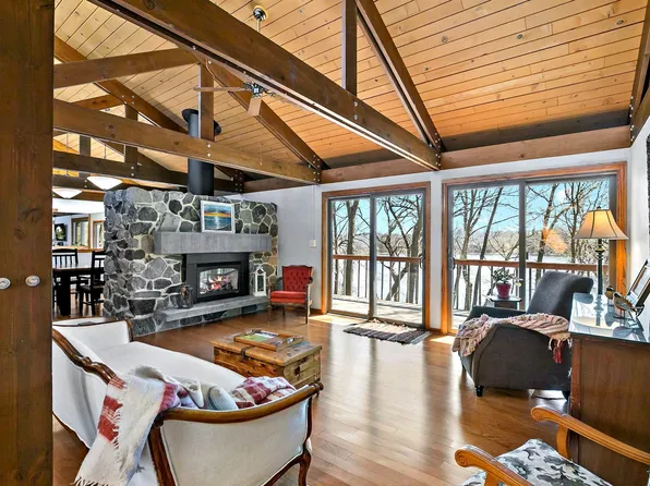 7481 Long Lake Rd, Willmar, MN 56201