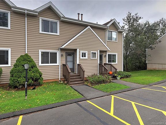 3rd image of 402 Monticello Dr #402