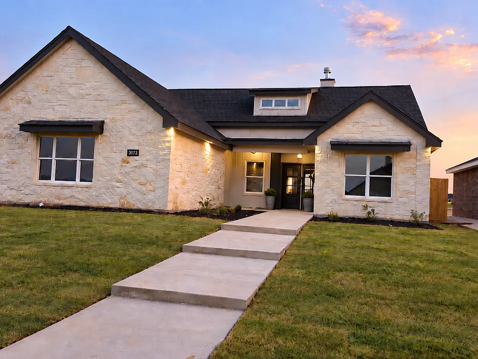 3113 Maplewood Dr